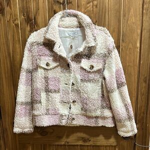NWT Cozy Pink Plaid Sherpa Jacket